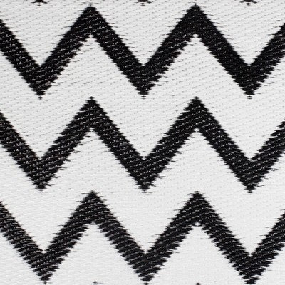  Northlight 4' X 6' Black And White Chevron Rectangular Outdoor Area Rug