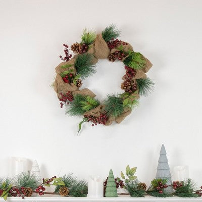  Northlight 4.5' X 5.5" Unlit Snow Dusted Pine Cones, Berries, And Long Pine Needles Artificial Christmas Garland