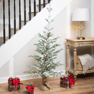  Northlight LED Lighted B/O Pom Pom Christmas Garland Lights - Cool White - 4.25' Clear Wire - 10ct
